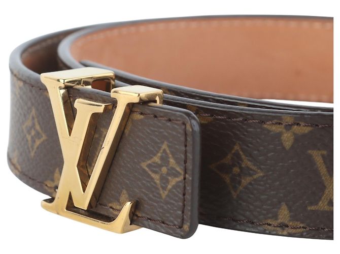 Louis Vuitton Damengürtel mit goldenem Monogramm-Initial - Ansicht 3