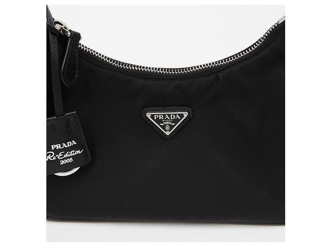 Prada Borsa Hobo Re-Nylon con profili in Saffiano Re-Edition Nera - vista 3