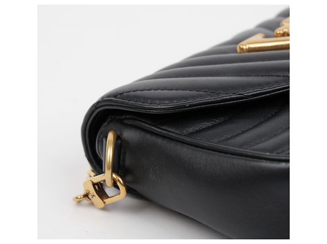 Louis Vuitton Borsa a tracolla New Wave Multi Pochette Black - vista 11