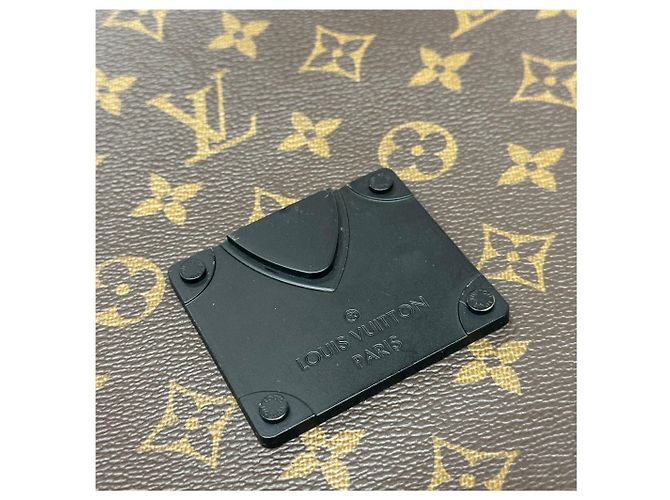 Louis Vuitton Pouch Monogram S-Lock - vista 10