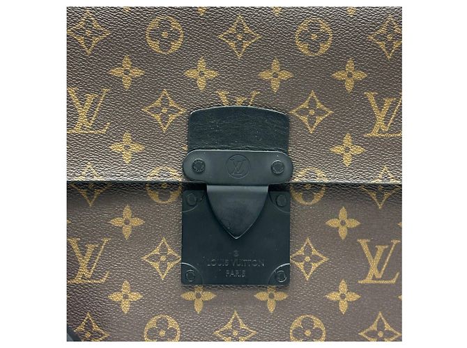 Louis Vuitton Pouch Monogram S-Lock - vista 9