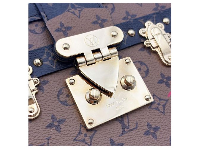 Louis Vuitton Borsa a tracolla Petit Mar Monogram Reverse Canvas - vista 8