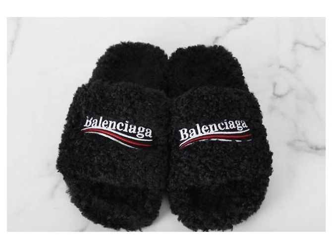 Balenciaga Plüsch-Slipper mit Wave-Logo - Ansicht 7