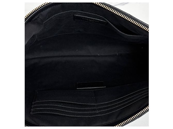 Autre Marque Clutch Monogram Matelassé Black - vista 8