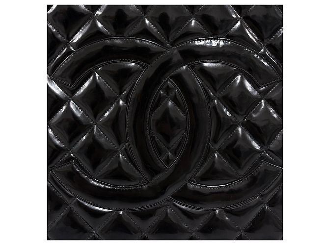 Chanel Lackleder Shopper mit Münz-Medaillon Schwarz - Ansicht 6