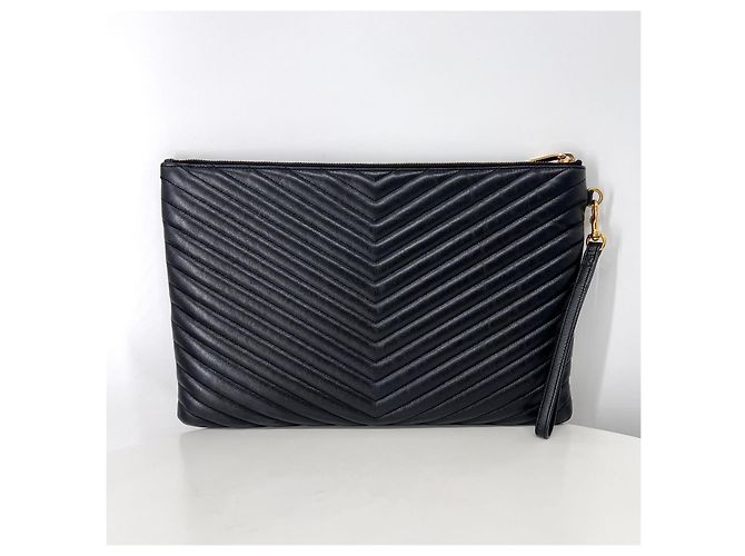 Autre Marque Clutch Monogram Matelassé Black - vista 3