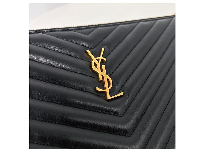 Autre Marque Clutch Monogram Matelassé Black - vista 5