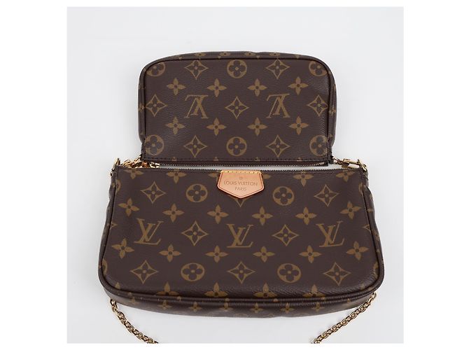 Louis Vuitton Multi Pochette Accessoires Monogram Rose Claire - vista 10