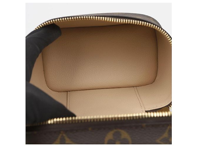 Louis Vuitton Nano Cosmetic Pouch Marrone Coated Canvas - vista 8