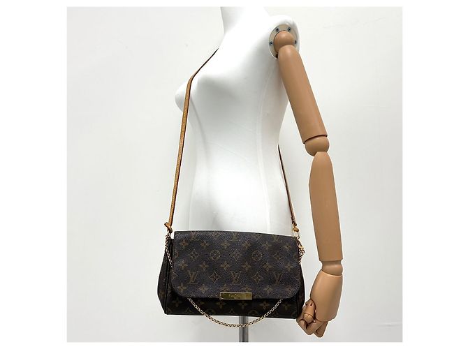 Louis Vuitton Monogram Favorite Crossbody MM - vista 3