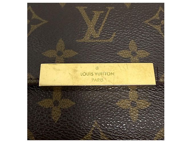 Louis Vuitton Monogram Favorite Crossbody MM - vista 9