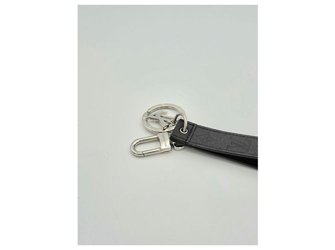 Louis Vuitton Portachiavi Shadow Draconne - vista 11