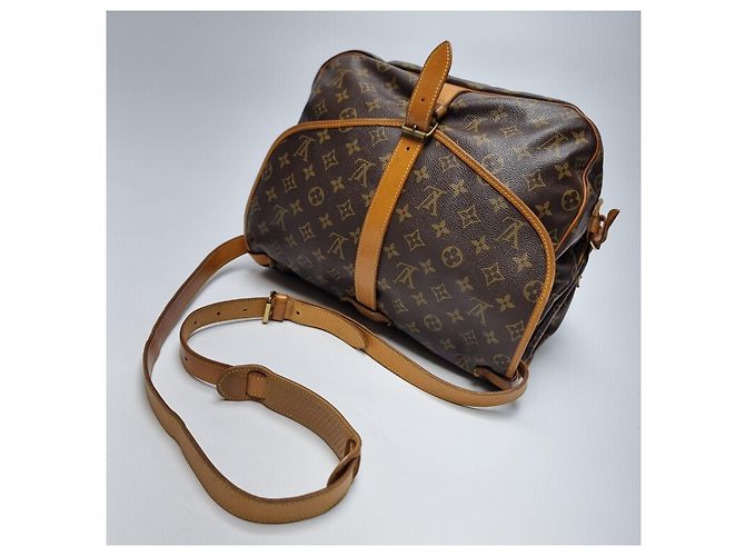 Louis Vuitton Borsa a tracolla Monogram Saumur - vista 12