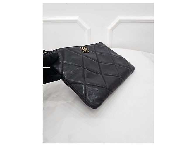 Chanel Clutch New Medium in pelle di agnello - vista 5