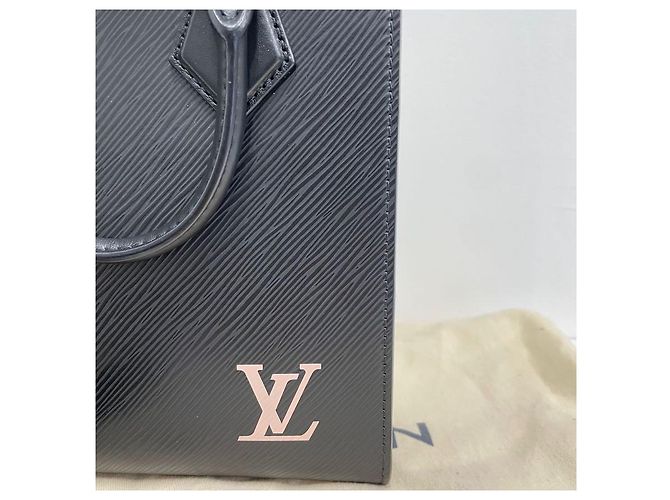 Louis Vuitton Sac Plat BB Epi Nero in Pelle - vista 4
