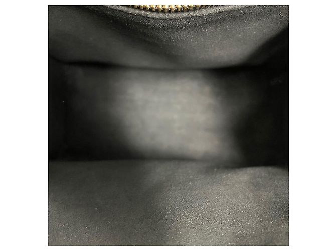 Louis Vuitton Sac Plat BB Epi Nero in Pelle - vista 6