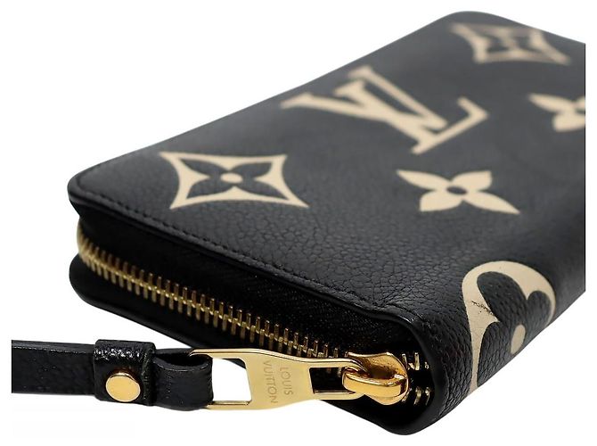 Louis Vuitton Black Epent Leather Long Wallet - vista 6