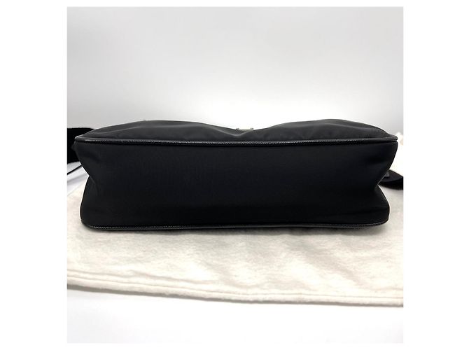 Prada Borsa Hobo Crossbody in Nylon Multi Tessuto con Catena Nero - vista 10