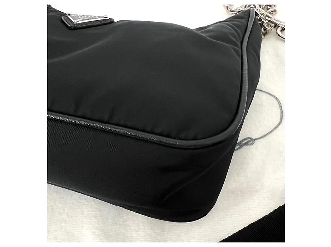 Prada Borsa Hobo Crossbody in Nylon Multi Tessuto con Catena Nero - vista 9