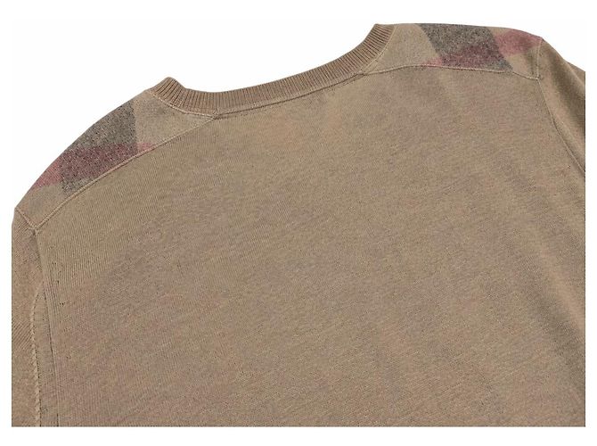 Burberry Kaschmir-Strickpullover mit Karomuster und Schulterdetail - Ansicht 3