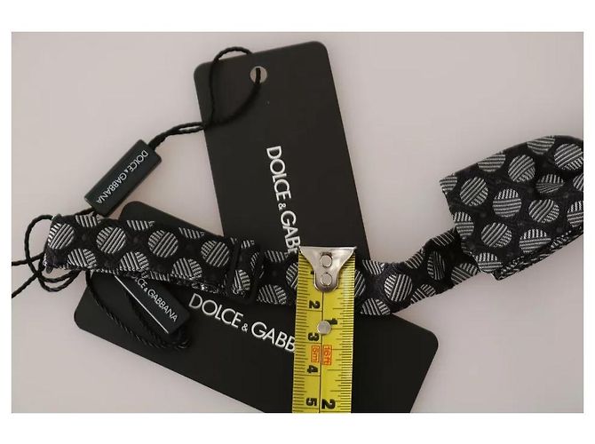 Dolce & Gabbana Cravatta e Papillon da Uomo in Seta Grigio Scuro a Cerchi - vista 4