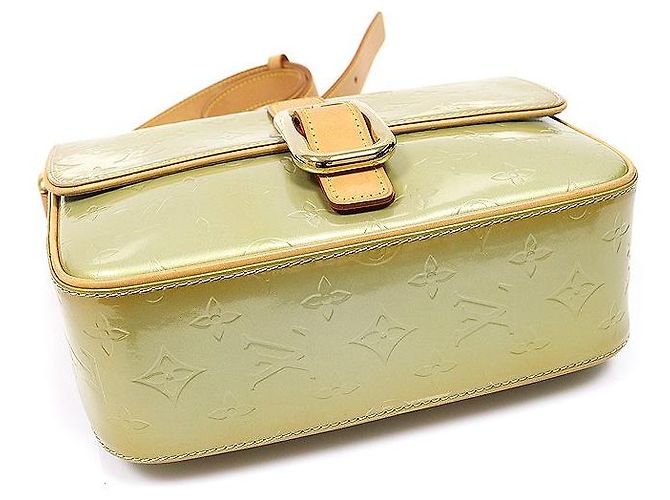 Louis Vuitton Monogram Vernis Cristi GM Crossbody - vista 4
