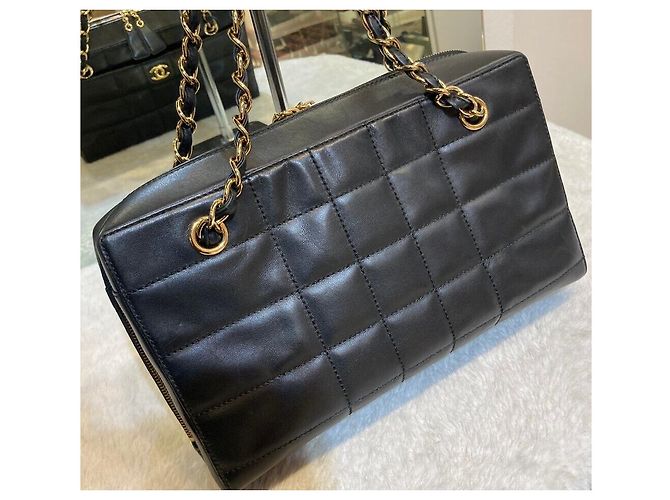 Borsa a tracolla Chanel Choco Bar Chain Black Gold Series - vista 2