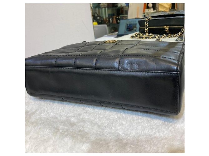 Borsa a tracolla Chanel Choco Bar Chain Black Gold Series - vista 6