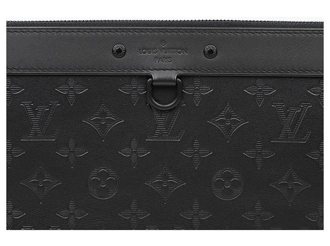 Louis Vuitton Borsa Clutch in pelle Monogram Shadow Nero - vista 3
