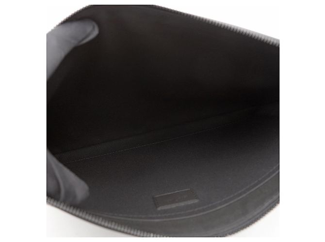 Louis Vuitton Borsa Clutch in pelle Monogram Shadow Nero - vista 8