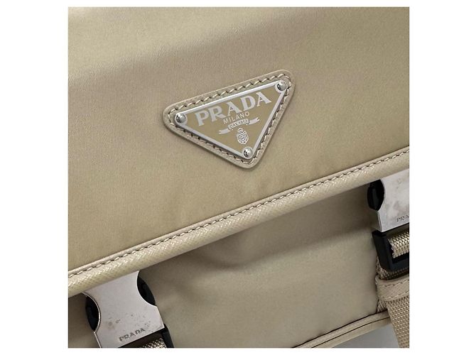 Prada Borsa a tracolla e borsa a spalla in Re-Nylon con logo triangolare - vista 6