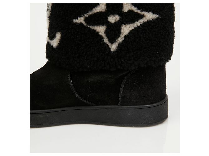 Louis Vuitton Botas de piel de oveja Monogram - vista 10