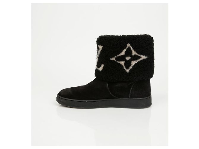 Louis Vuitton Botas de piel de oveja Monogram - vista 9