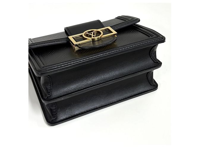 Louis Vuitton Mini Borsa a Tracolla Dauphine Épi Nera - vista 15