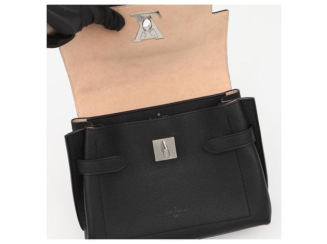 Louis Vuitton Borsa Tote Ever BB in pelle Nero - vista 9