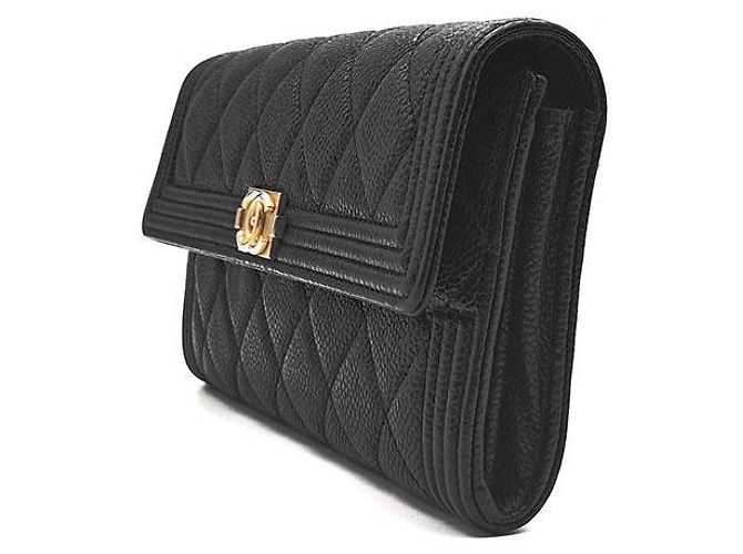 Chanel Cartera Larga Boy Flap de Caviar - vista 2