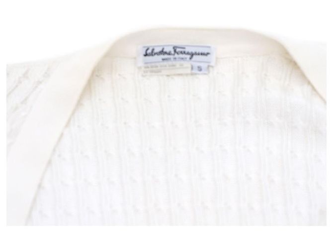 Salvatore Ferragamo Weißer Strickcardigan mit Knöpfen - Ansicht 8