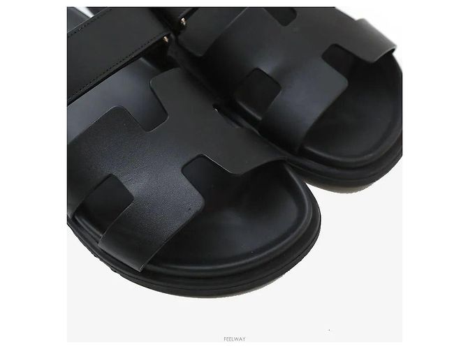 Hermès Sandali Chypre in pelle di vitello Noir Black - vista 6