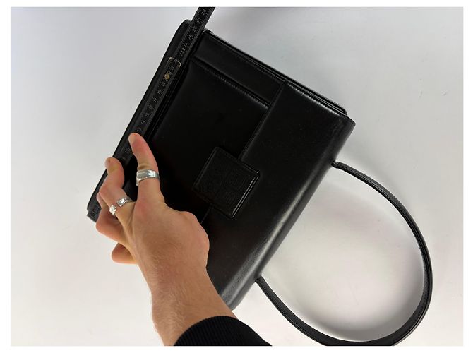 Borsa strutturata Vintage Givenchy 4G con manico, fine anni '70, Black - vista 6