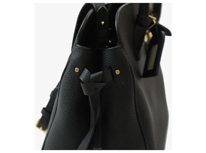 Louis Vuitton Borsa a tracolla Mila MM Capskin Black Gold - vista 6