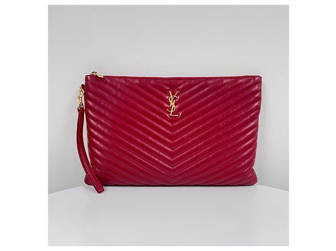 Autre Marque Clutch Monogram Matelassé Large Rossa - vista 2