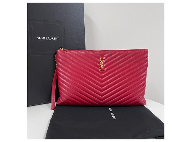 Autre Marque Clutch Monogram Matelassé Large Rossa - vista 3