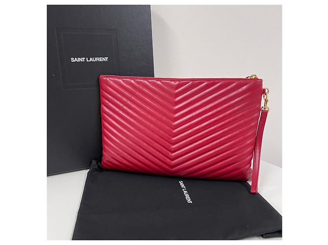 Autre Marque Clutch Monogram Matelassé Large Rossa - vista 4