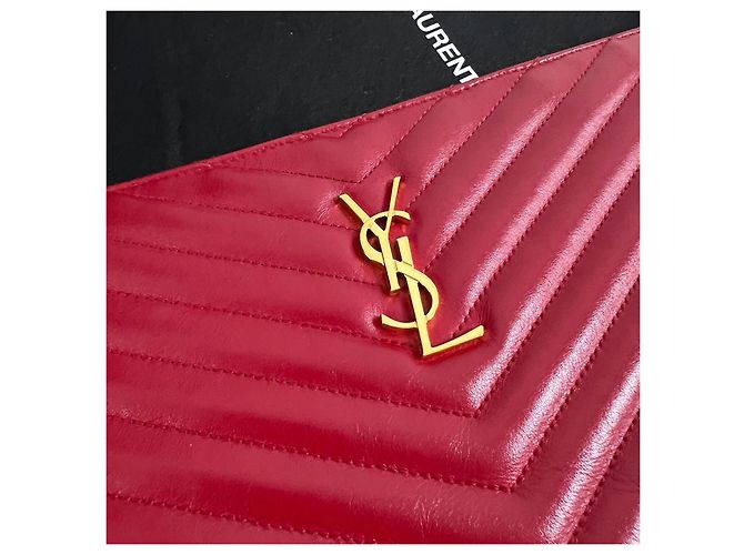 Autre Marque Clutch Monogram Matelassé Large Rossa - vista 7