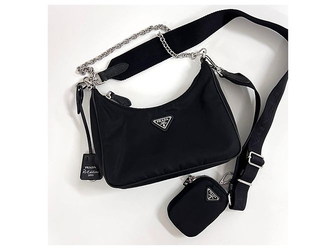 Prada Borsa Hobo Crossbody in Nylon Multi Tessuto Nera - vista 4
