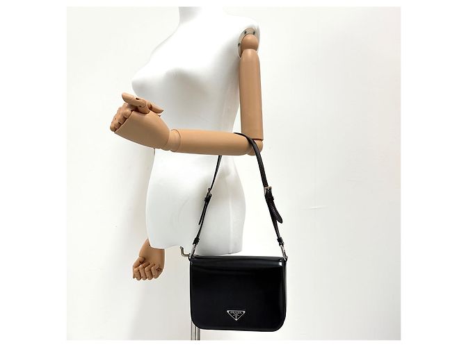 Prada Borsa a spalla e crossbody con logo triangolare spazzolato Nero - vista 3
