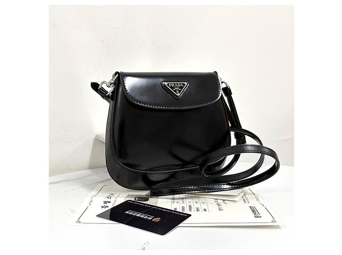 Prada Borsa a tracolla mini Cleo Brushed Borsa crossbody Nera - vista 4