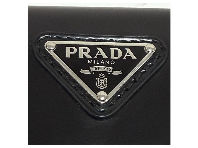 Prada Borsa a tracolla mini Cleo Brushed Borsa crossbody Nera - vista 9