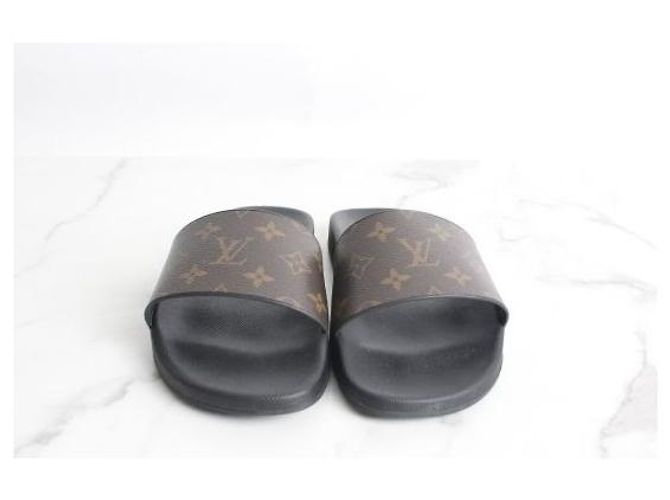 Louis Vuitton Mules Waterfront Monogram in gomma - vista 3