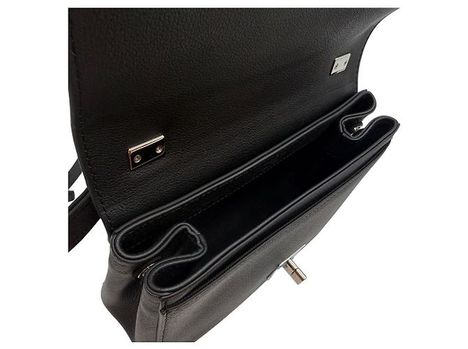 Louis Vuitton Borsa a tracolla Lockme BB Chain Shoulder Bag Black - vista 8
